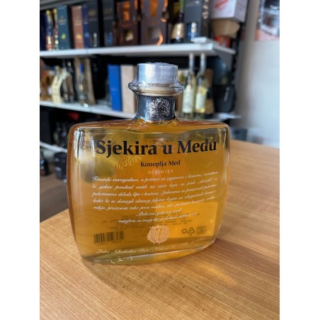 Sjekira u Medu – Rakija Konoplja Med