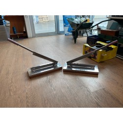 spit roast meat cutter